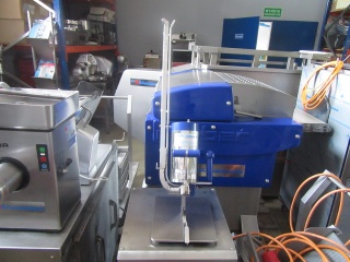 Klipsownica jednorzędowa , pneumatyczna BECK BCS-700SC - nowa
